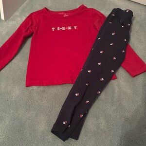 Tommy Hilfiger matching set. Size 4T. *runs small*